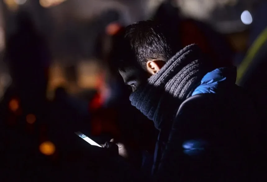 Investigan a Pornhub y otras webs porno por no proteger a menores