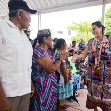 DIF Guerrero entregó apoyos de programas sociales diversos en la Costa Chica