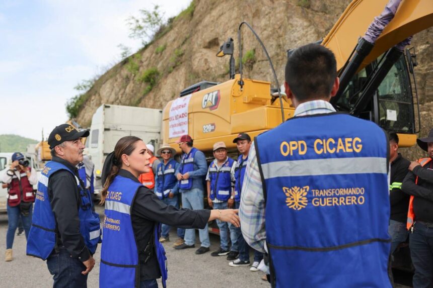 Gobernadora supervisa canales pluviales de Acapulco