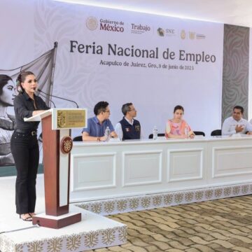 Se ofertaron más de mil empleos en la Feria Nacional del Empleo en Acapulco