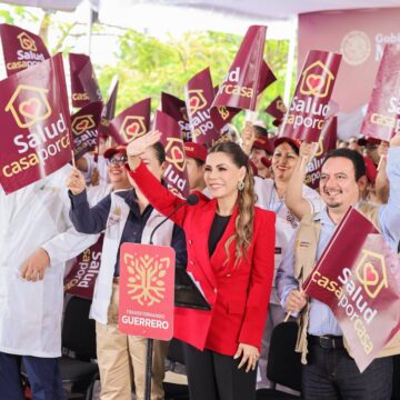 ver bien7 Gobernadora entregó 4 mil 600 lentes a estudiantes guerrerenses