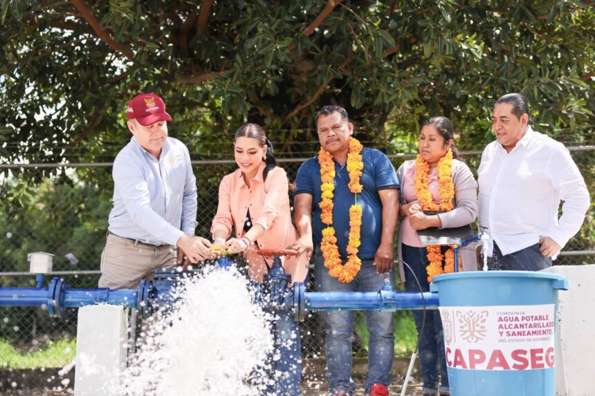 Gobernadora entregó sistema hidráulico de agua potable en Nejapa, Chilapa