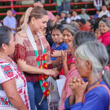 Metlatonoc y Cochoapa El Grande recibieron con éxito el Tianguis del Bienestar