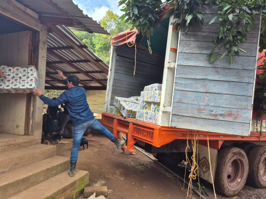 Tiendas del Bienestar3 Garantiza Guerrero abasto alimentario en Tiendas del Bienestar de Coyuca de Catalán