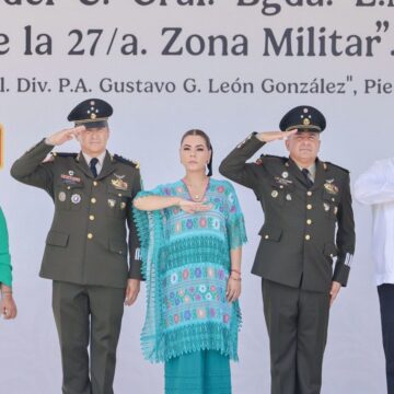 Evelyn Salgado asistió a toma de posesión de nuevo comandante de 27 Zona Militar