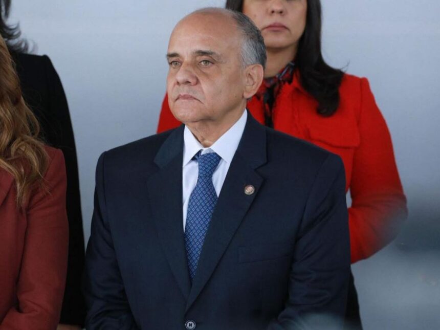 Que gobierno federal pague 50% del transporte público para estudiantes | Añorve