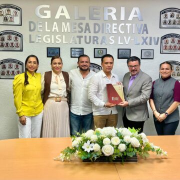 Mesa Directiva y Jucopo reconocen a alcaldes por rendición de cuentas 2024