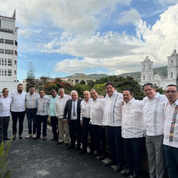 Reconoce Añorve labor de Gustavo Alarcón en su primer año de Gobierno