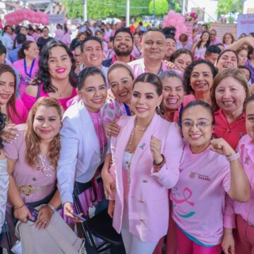 Evelyn Salgado puso en marcha Jornada contra el Cáncer de Mamá en Guerrero