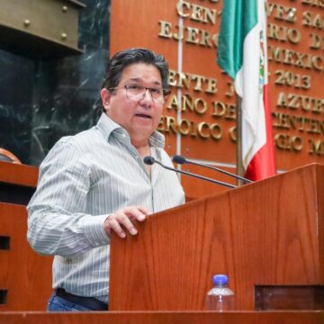 Presentan iniciativa para garantixar el derecho a la identidad de menores