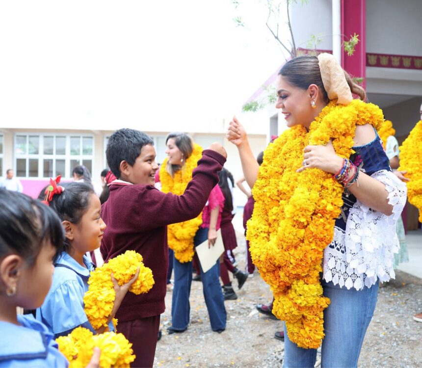 Gobernadora entregó en Mochitlán obras por más de 58 millones de pesos