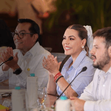 Implementa Evelyn políticas firmes en pro del turismo