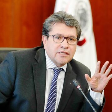 Se descontará sueldo a diputados ‘faltistas’: Monreal