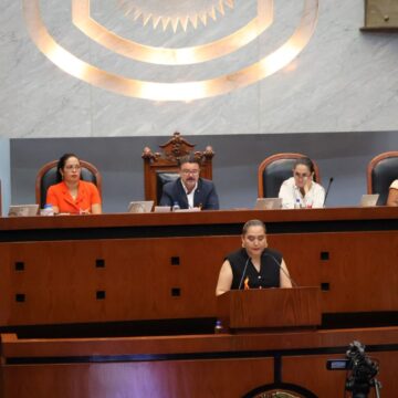 “Más de 1,100 unidades médicas atienden la población guerrerense”: Alondra García