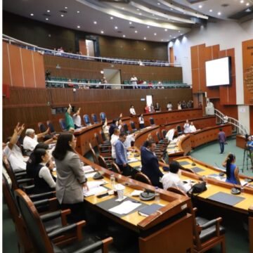 Plantean seguro vehicular gratuito para contribuyentes cumplidores