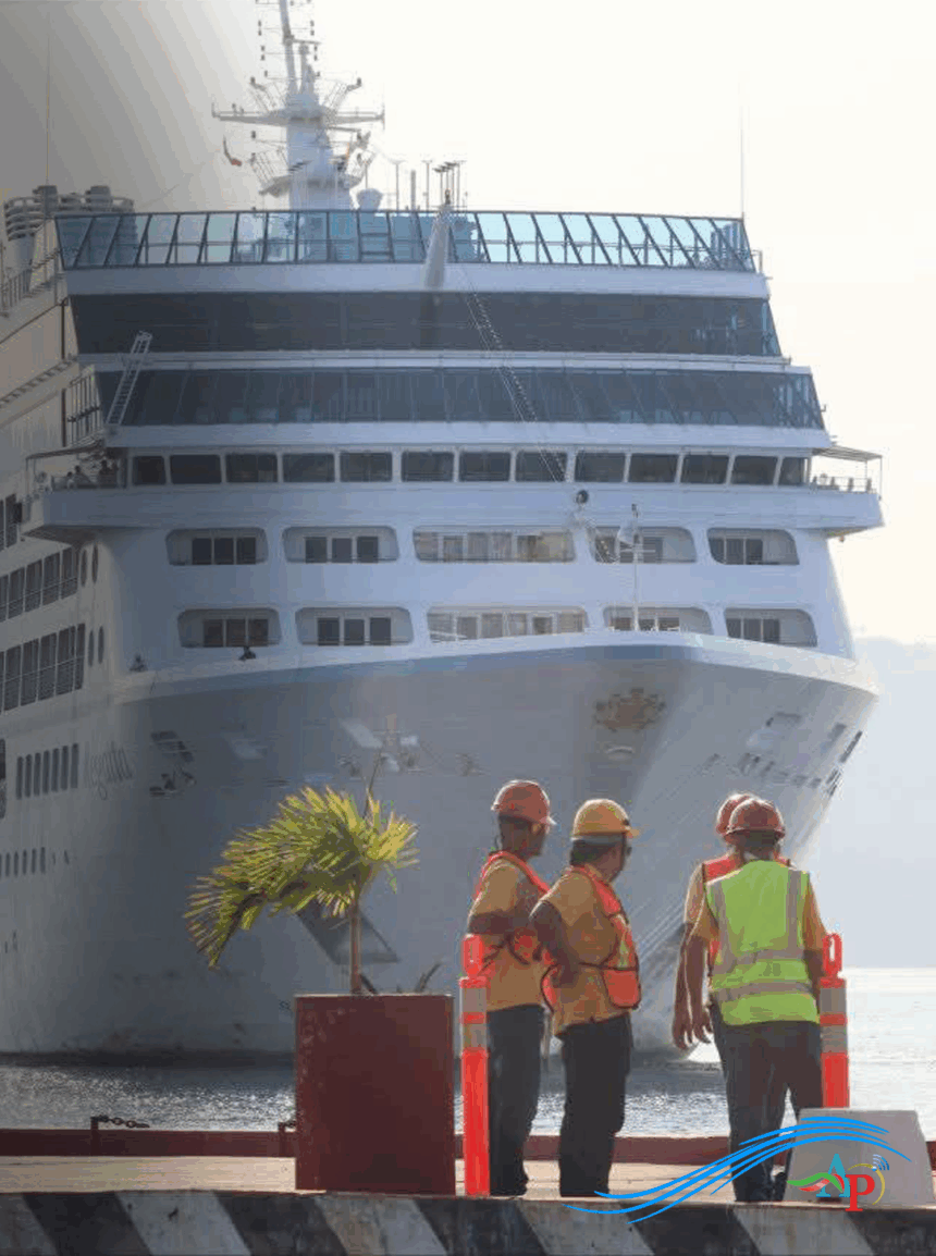 MS Regatta, cuarto crucero de temporada en Acapulco