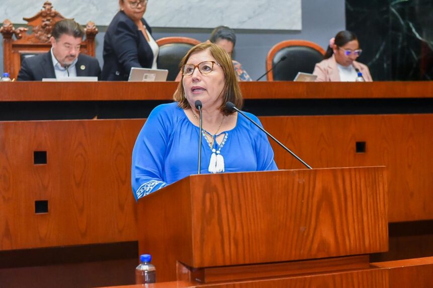 Beatriz Vélez Núñez Diputada propone instalar salas auxiliares del Tribunal de Conciliación y Arbitraje