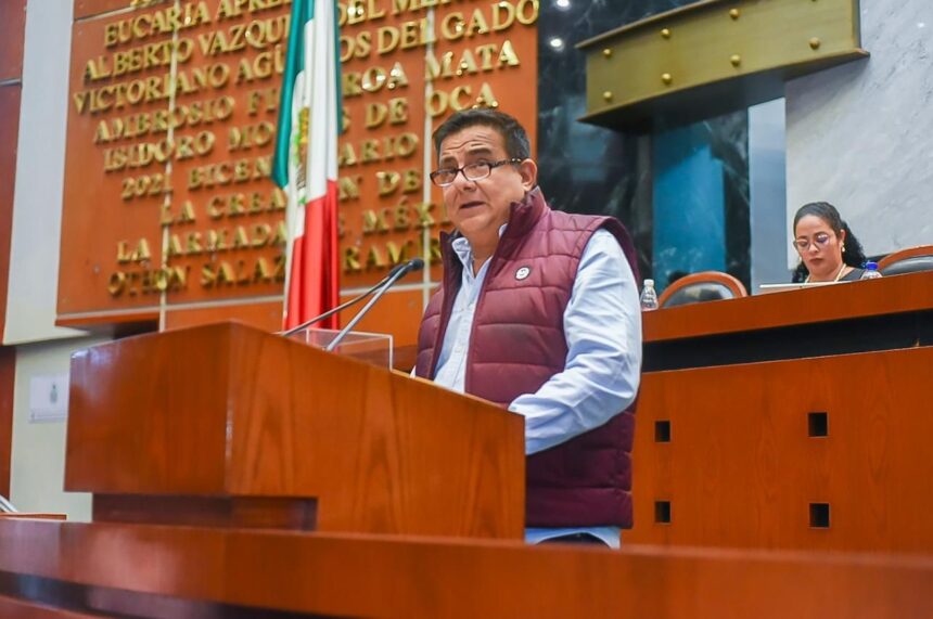 marco tulio Proponen regular jornada laboral acumulada en el servicio público estatal y municipal