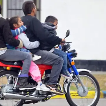 Desde hoy queda prohibido que menores de 12 años viajen como pasajeros en motos