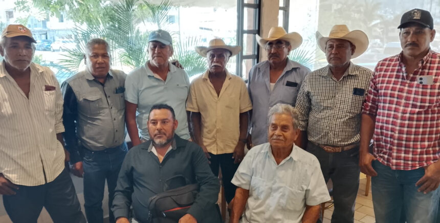 Productores del Río Nexpa denuncian a Filemón Rendón de usurpador