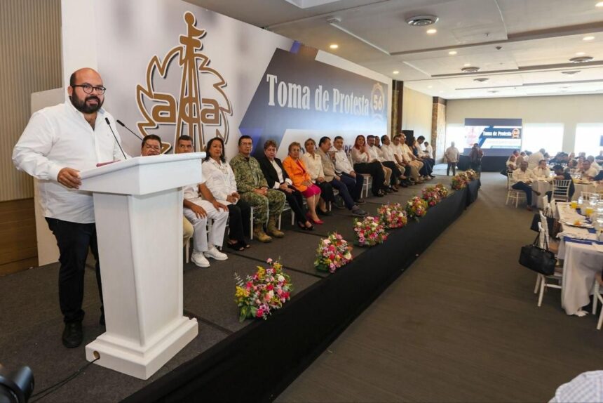 Trasmitió Ricardo Salinas reconocimento de Evelyn Salgado al Grupo Aca