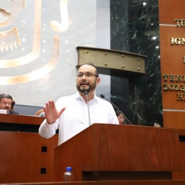 JULIAN LOPEZ Diputado de MC propone capacitación de primeros auxilios en escuelas