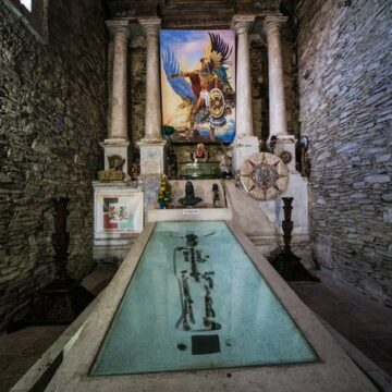 TEMPLO DE CUAUHTEMOC Piden a INAH restaurar templo que guarda restos del Emperador Cuauhtémoc