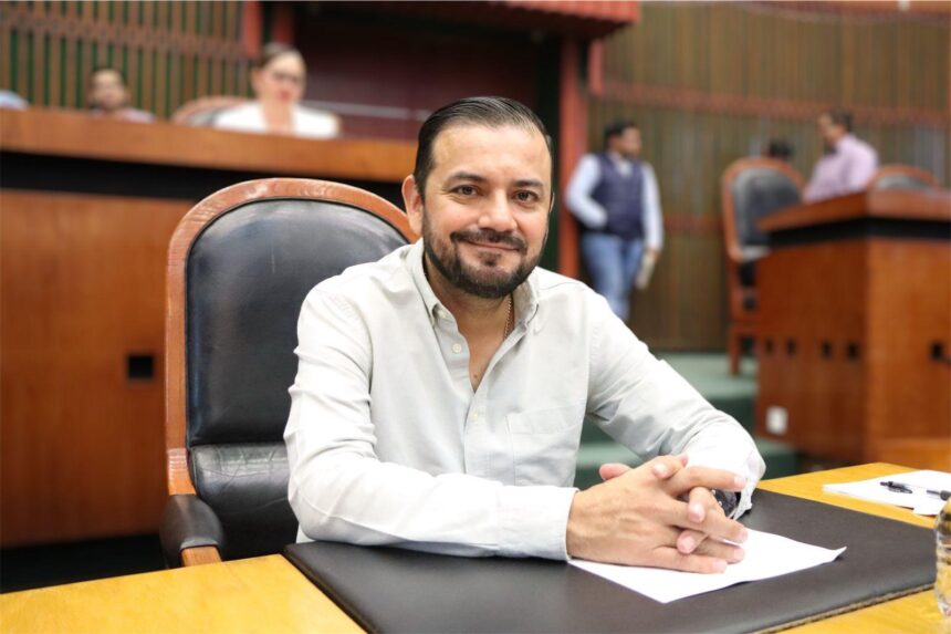 JESUS URIOSTEGUI Resalta Jesús Urióstegui logros conseguidos en primer periodo de segundo año legislativo