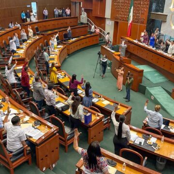 Congreso exhorta recuperar el Circyc y eliminar vigencia de actas de nacimiento