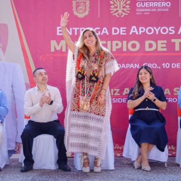 DIF Guerrero llevó apoyos alimentarios a familias de Teloloapan