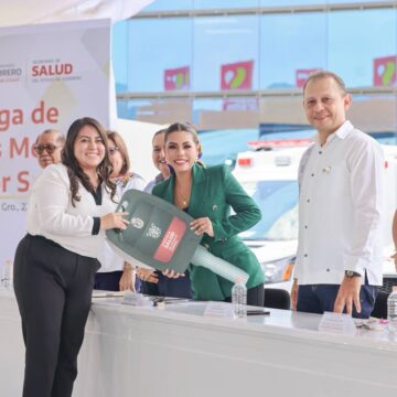 Gobernadora entregó unidades móviles para fortalecer atención a la salud