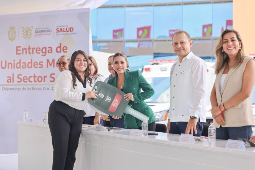 Gobernadora entregó unidades móviles para fortalecer atención a la salud