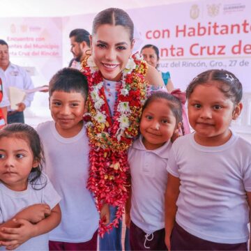 san cruz rincon9 Gobernadora pacta compromiso de trabajo con el nuevo municipio de Santa Cruz del Rincón