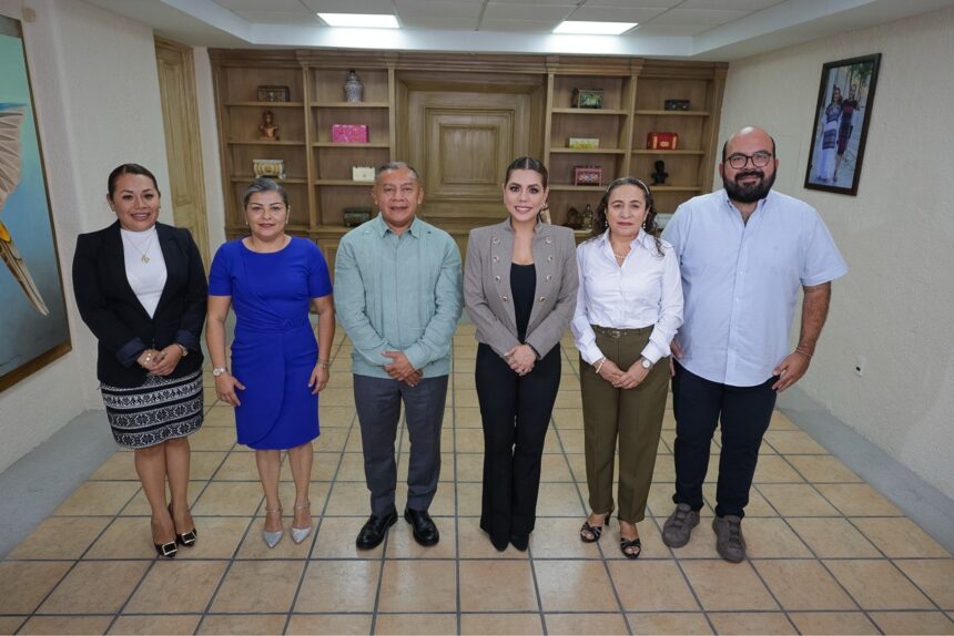 #Evelyn anuncia incremento salarial histórico para trabajadores del Estado
