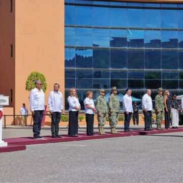 honores bandera Convoca Evelyn Salgado al fortalecimiento de la transformación en Guerrero