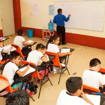 SEP Ciclo escolar 2026-2027 tendrá 9 días festivos, 54 de vacaciones y 8 de consejo
