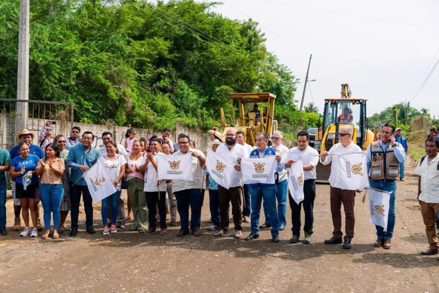 Ricardo Salinas dio banderazo a obras de relevancia en beneficio del Acapulco rural