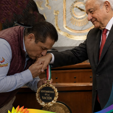 PRI, MC y PAN rechazan dar a AMLO presea Sentimientos de la Nación