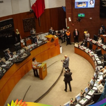 Senado prohíbe doble nacionalidad en presidencia y gubernaturas
